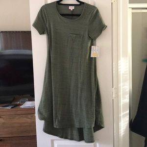 LulaRoe Carly Tee size XXS Dark green